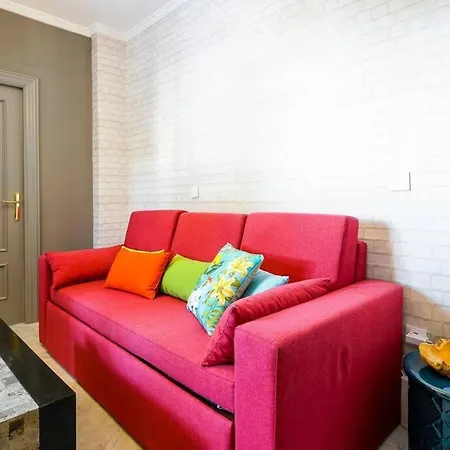 Lovely And Chic In The Heart Of Σεβίλλη